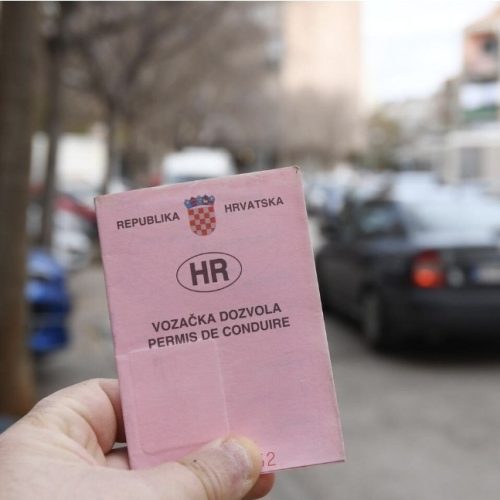 Povratak u đačke klupe